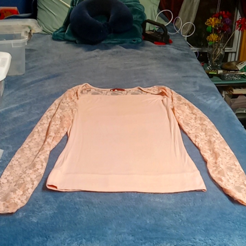 Pullover blouse